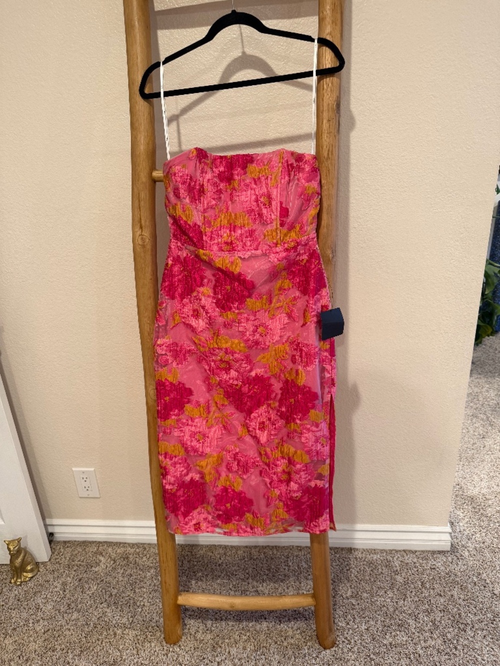 Lulu's Pink Floral Strapless Midi Dress